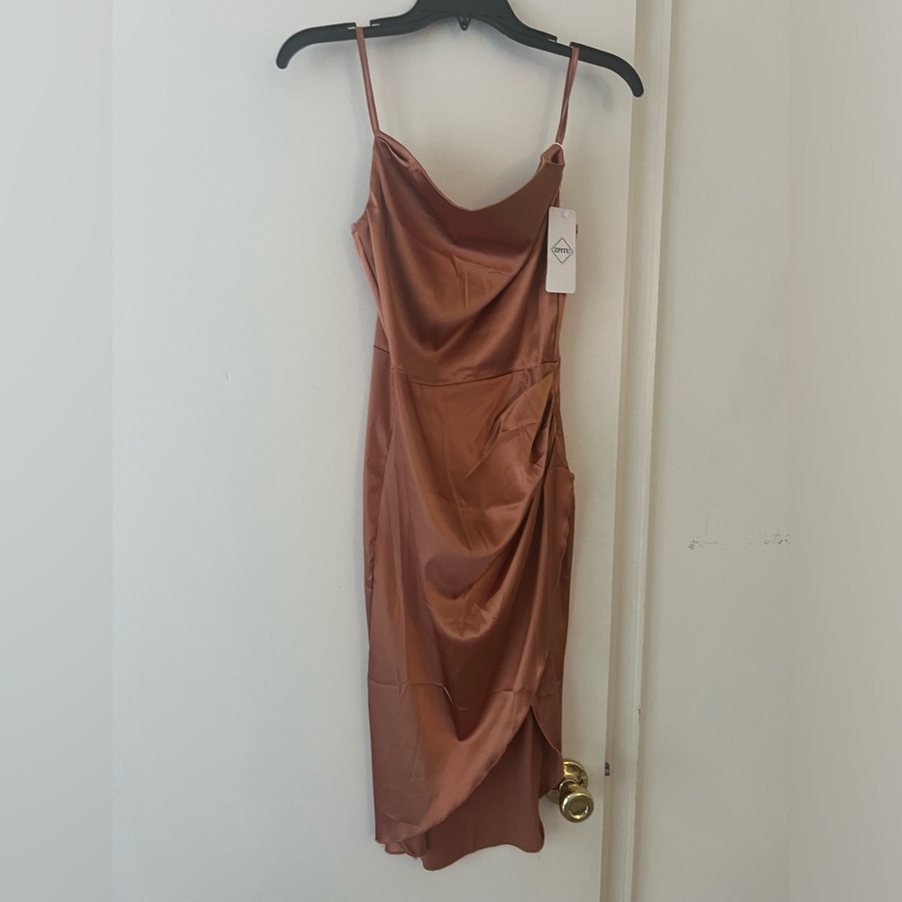 ZPITU satin draped spaghetti strap Small midi with sexy slit, rusty champagne - Picture 5 of 9